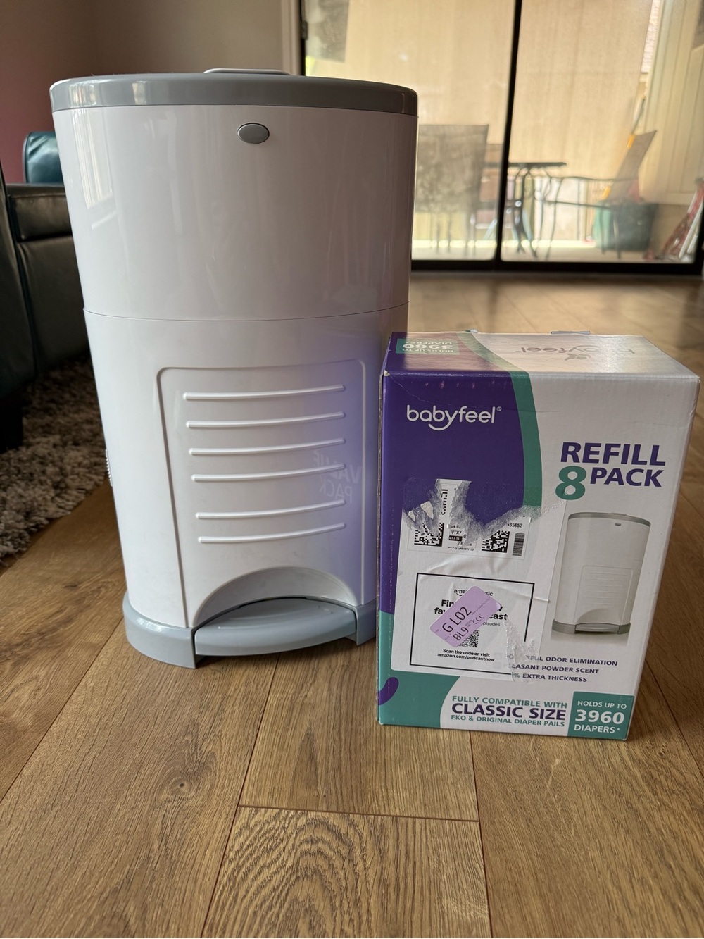 dekor EKO mini White Diaper Pail with Refill Pack - White; like new